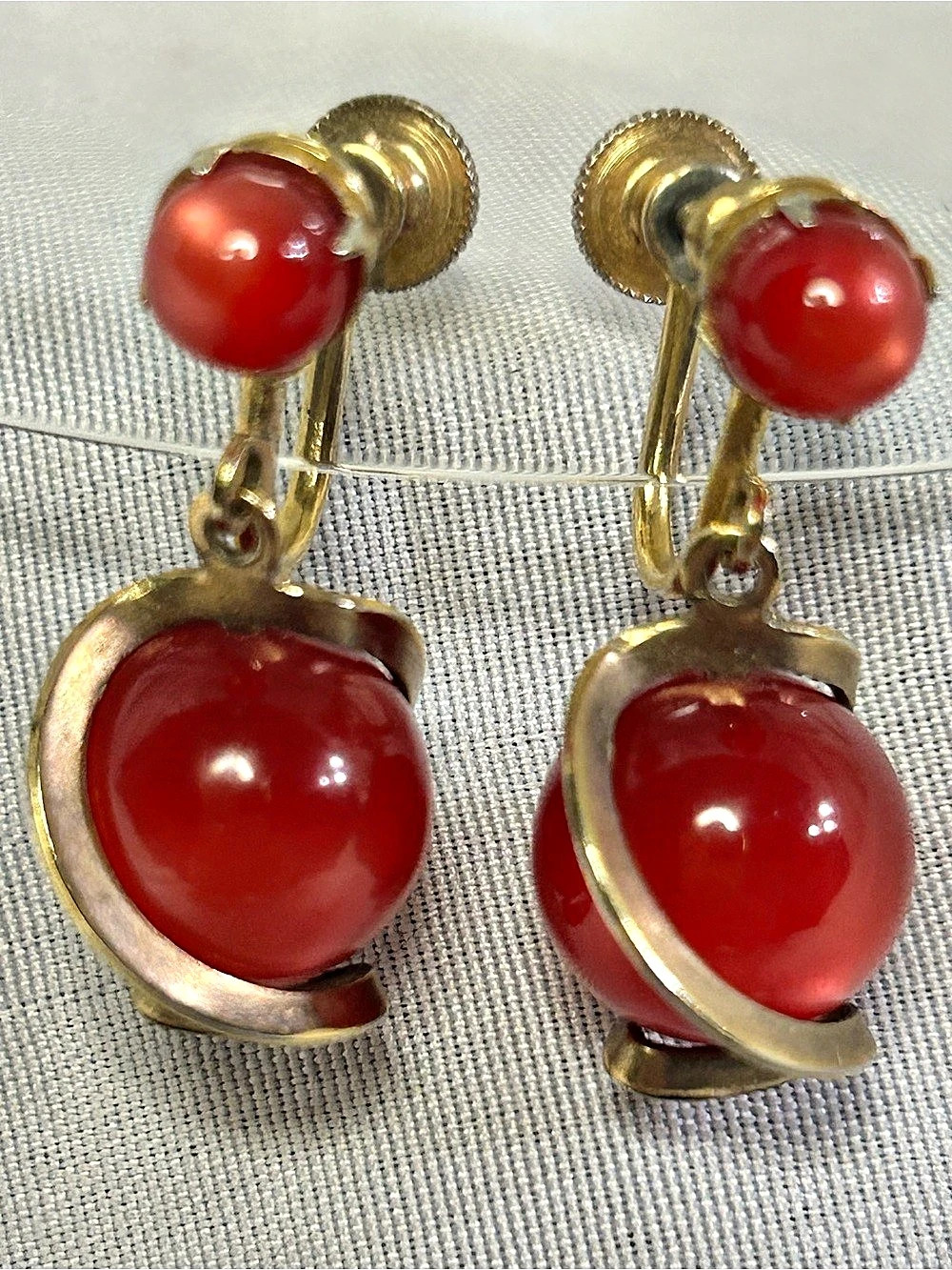 Vintage “Saturn Orb” Red Cabochon Gold-Tone Screw Back Earrings